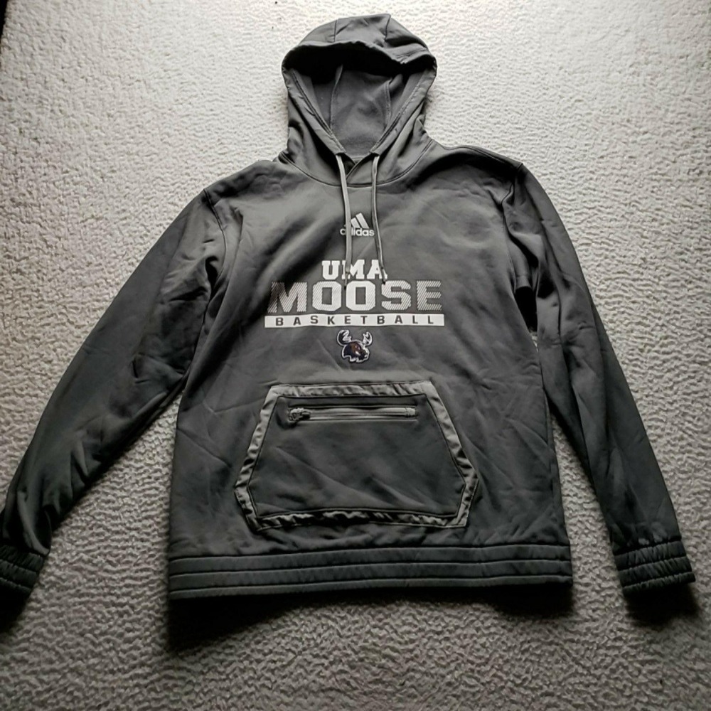 UMA Moose Hoodie Sweatshirt Mens Medium Gray College Basketball Adidas AEROREADY